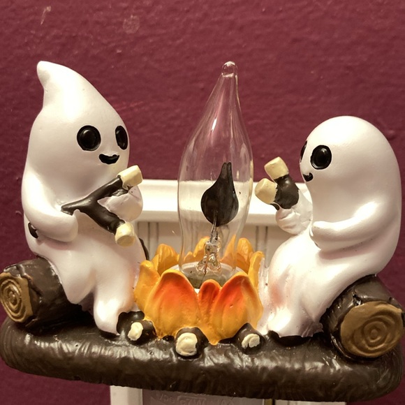 Ghost Night Light with Campfire Design - Picture 3 of 4